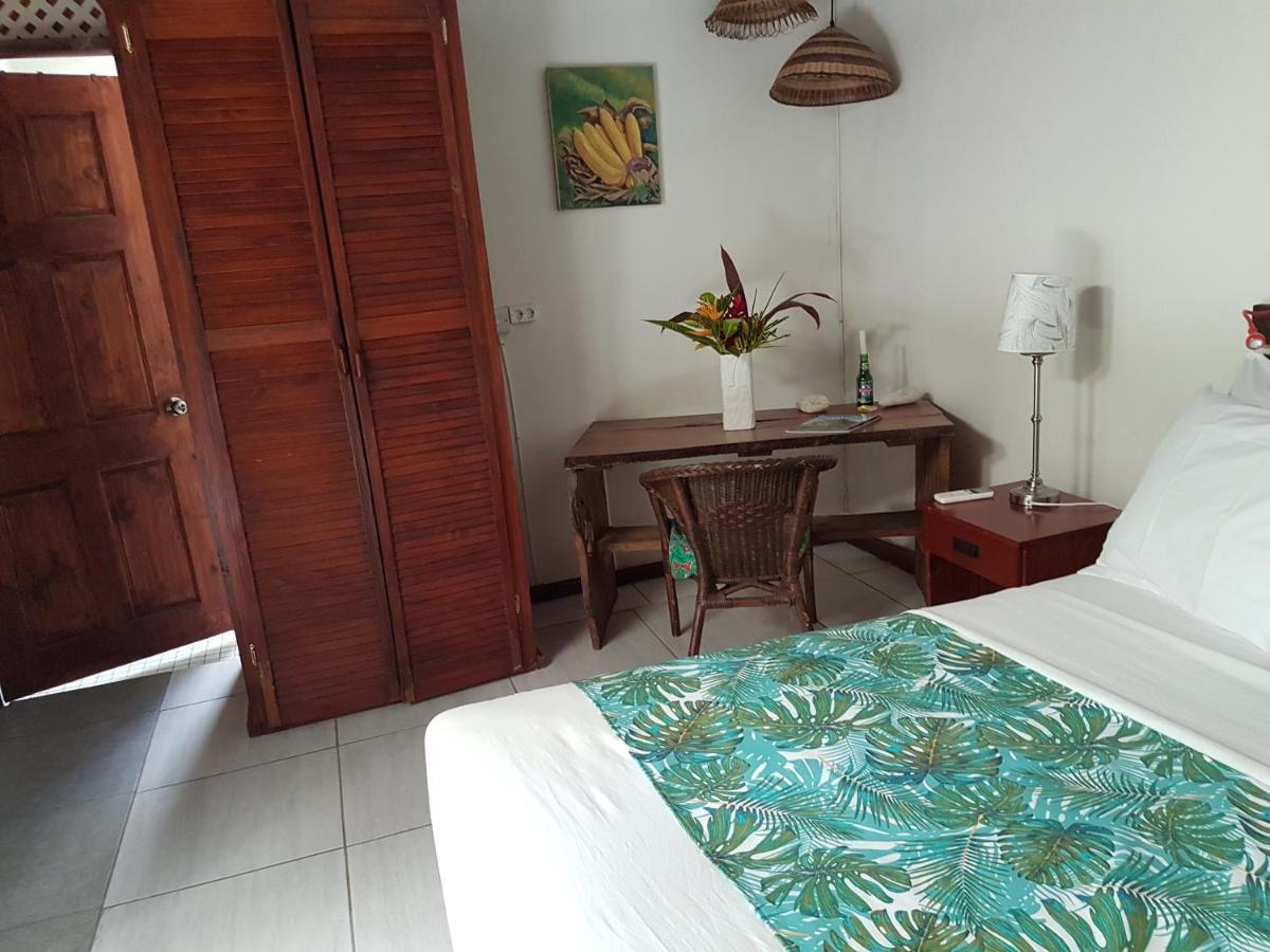 מאריגוט Hibiscus Valley Inn מראה חיצוני תמונה
