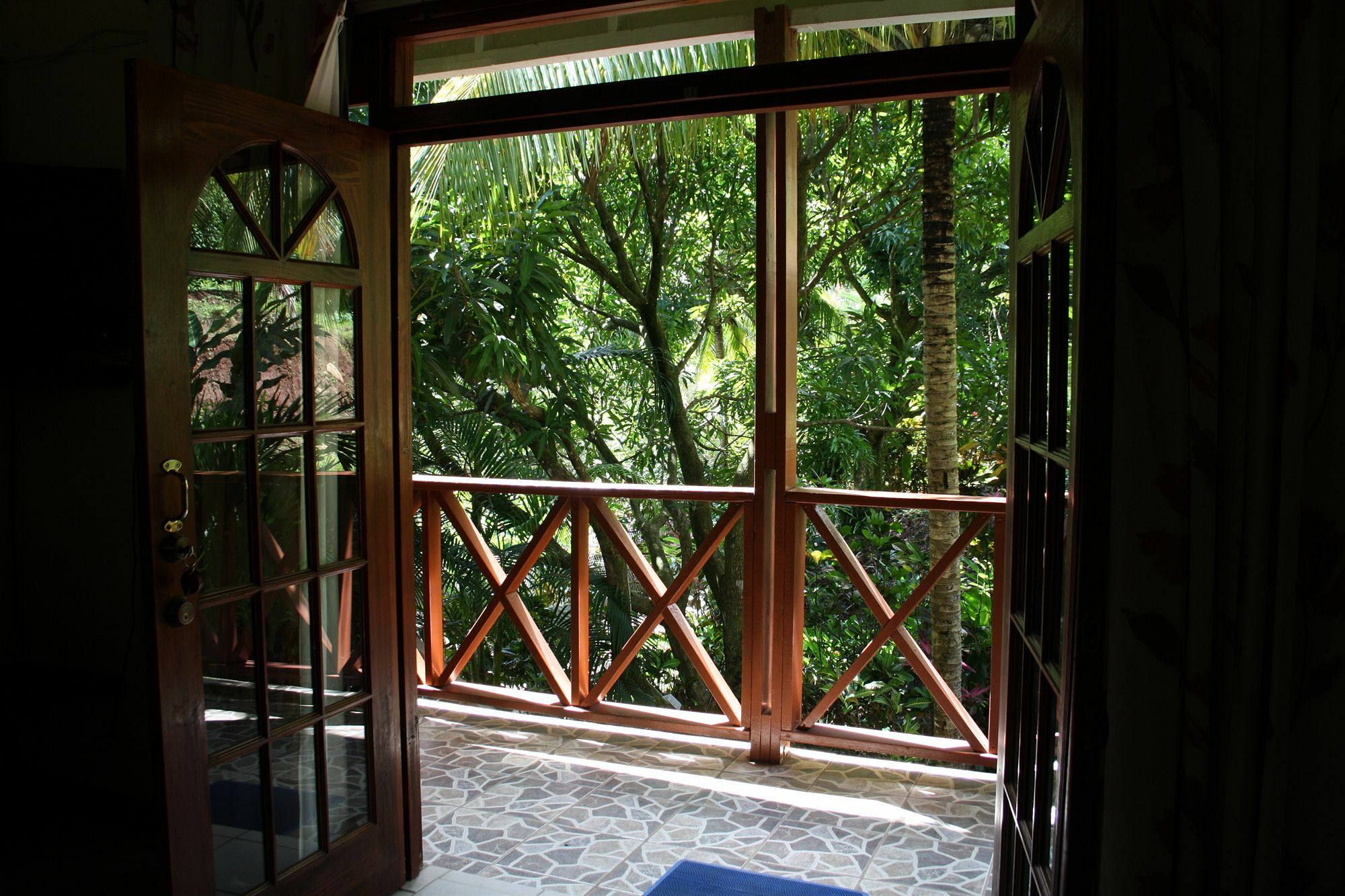 מאריגוט Hibiscus Valley Inn מראה חיצוני תמונה