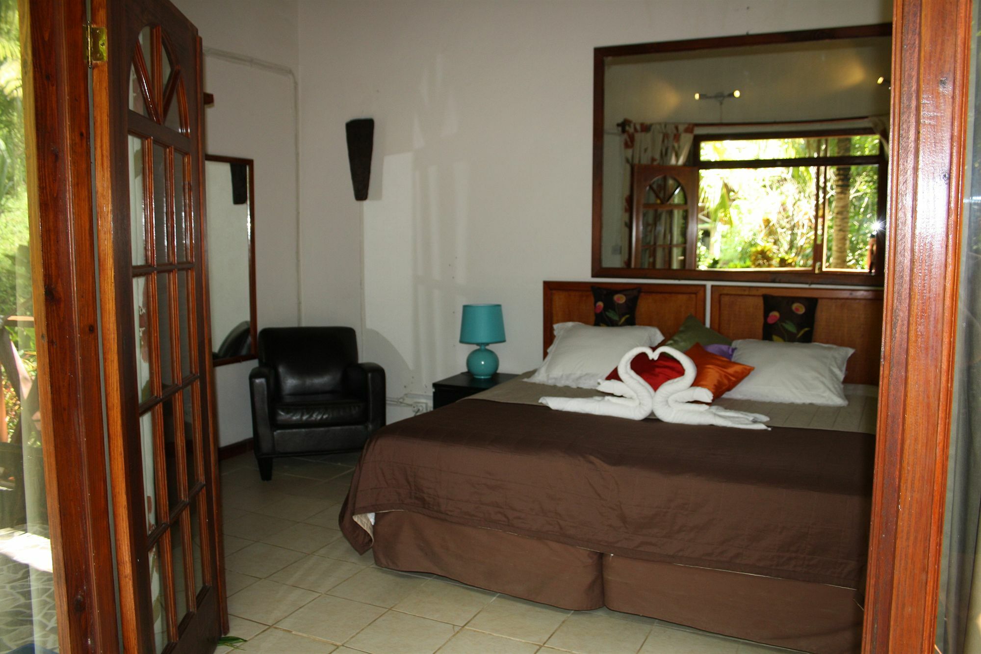 מאריגוט Hibiscus Valley Inn מראה חיצוני תמונה